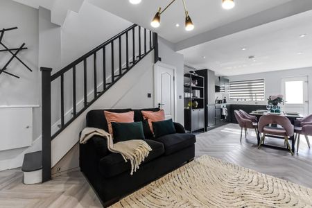 4 bedroom house to rent - Photo 2