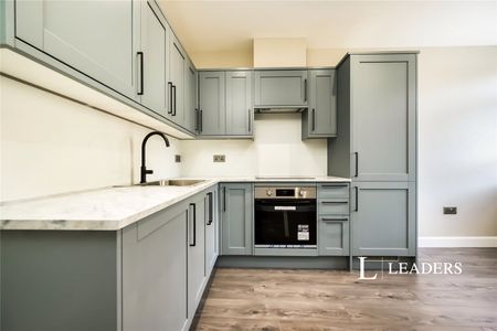 1 bedroom apartment to rent The Hard, Portsmouth, Hampshire, PO1 - Photo 5