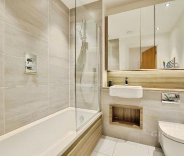 3 bedroom flat to rent - Photo 5