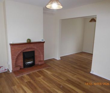 2 bedroom semi-detached house to rent - Photo 4