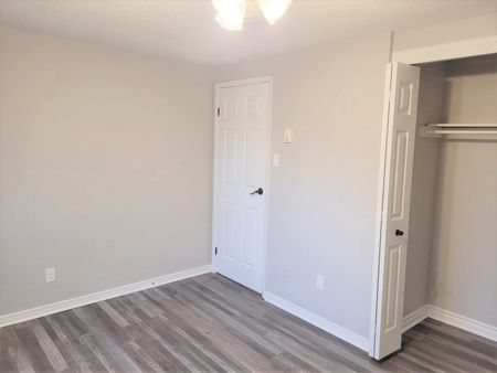 204 Orange Street, Walkerton - Photo 4