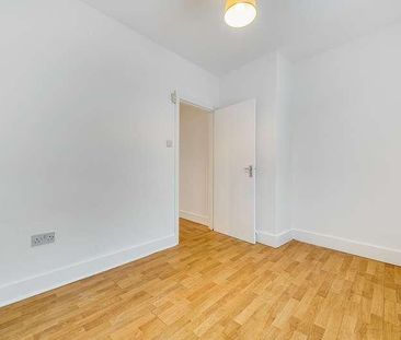 Deptford High Street, London, SE8 - Photo 5