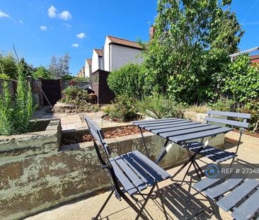 3 bedroom terraced house to rent - Photo 2