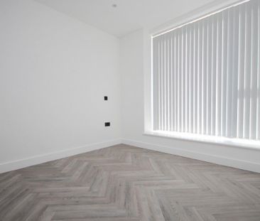 3 bedroom apartment to rent - Photo 5