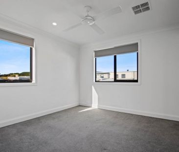 “Sea Change Dream Home” - Photo 1