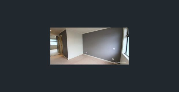 Modern Family Living in the Heart of Wantirna South - Photo 1