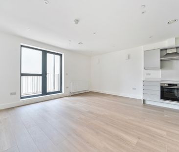 3 bedroom flat to rent - Photo 5