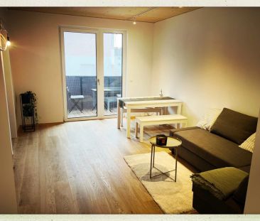Ab 1. August !! Sehr schöne, super aufgeteilte 2 Zimmer Wohnung mit... - Photo 2
