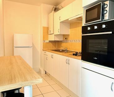 Location Appartement 2 pièces 46m² LA GRANDE MOTTE 34280 - Photo 6