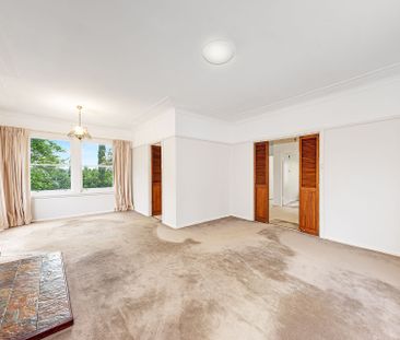 5 Wolfe Road, East Ryde. - Photo 2