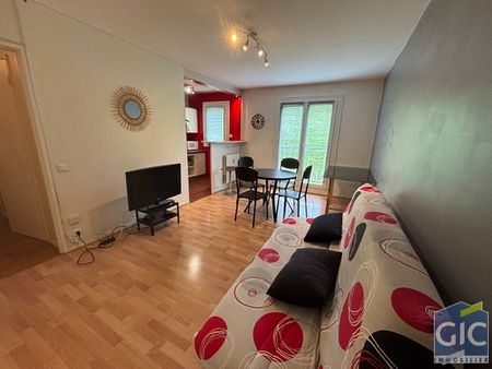 Location Appartement 2 pièces 38m² - Photo 3
