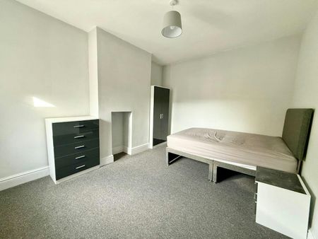 Newcastle Street, Silverdale, ST5 - Photo 5