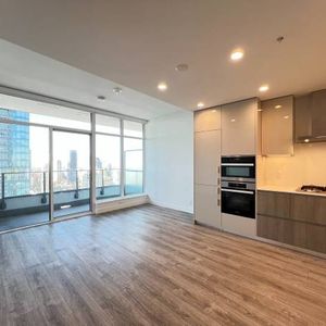 Metrotown Highline with View Junior 2 bedroom + 2 Bath - Photo 2