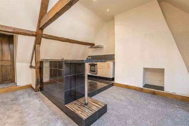 2 bed Apartment To Let - Photo 1