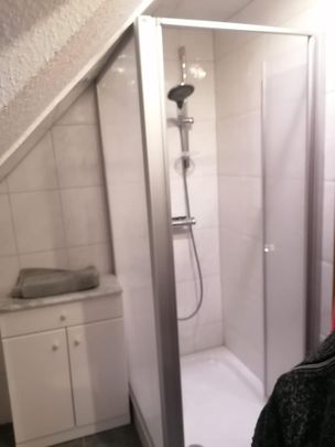 Ruhige 2-Zimmerwohnung möbliert - Photo 1