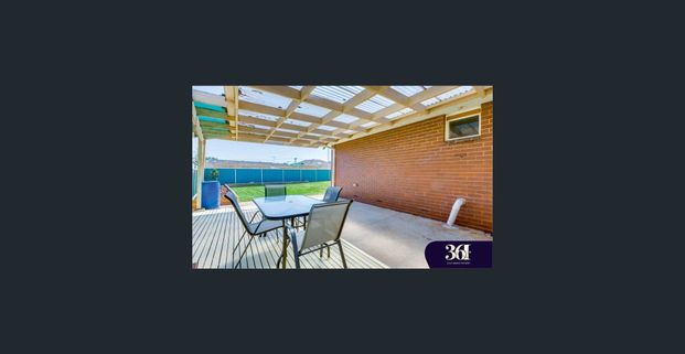 Beautifully Presented 3-Bedroom Home for Rent in the Heart of Wyndham Vale – Walk to Parks, Shops & Schools - Photo 1