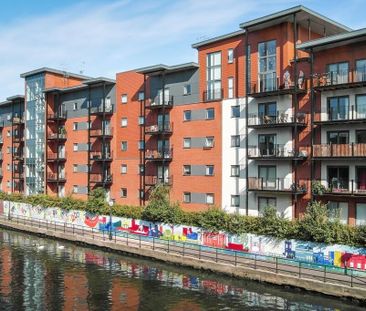 3 Bed Flat, Steele House, M5 - Photo 1