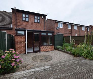 2 bedroom townhouse to rent - Photo 3