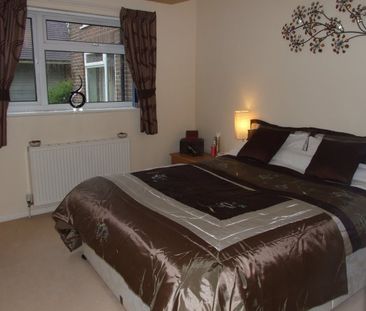 Heathfield - Photo 3