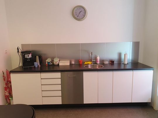 Appartement te huur: Rijnstraat 194 1079 HS Amsterdam - Photo 1