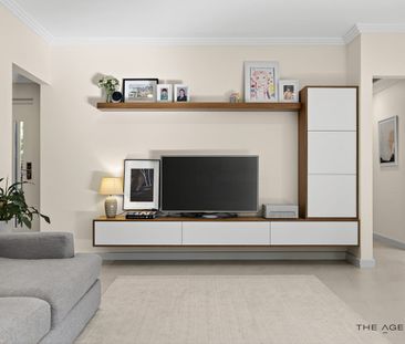 Parkside Elegance Moments from the Canning River - Photo 3