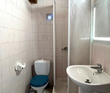 Location Appartement 1 pièce 36m² ISTRES 13800 - Photo 2