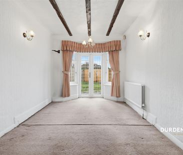 Stradbroke Grove, Clayhall - Photo 3