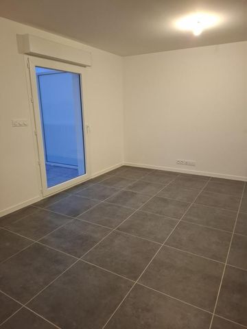 Location Appartement 1 pièce 35m² BREST 29200 - Photo 5