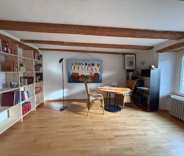 Grosszügige und charmante 6.5-Zimmer-Wohnung mit Gartensitzplatz in... - Photo 3
