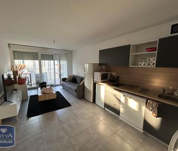 Location Appartement 2 pièces 39m² MARSEILLE 10ème - Photo 2