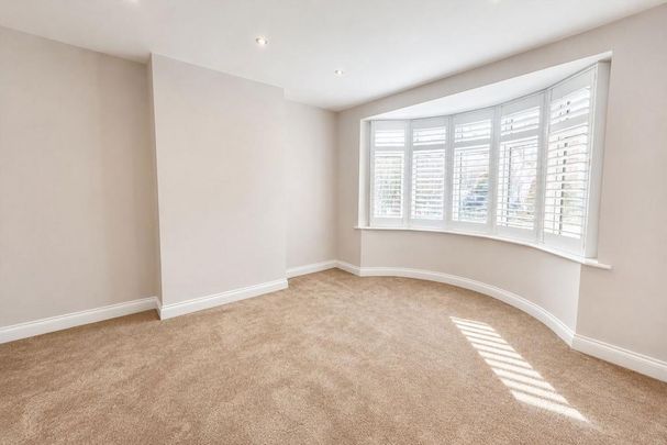 4 bedroom semi-detached house to rent - Photo 1