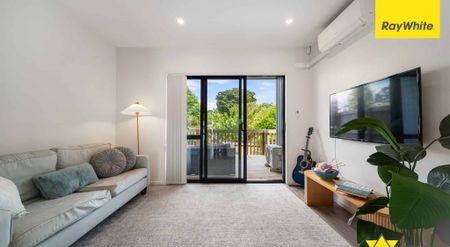 Modern Living with Spacious Indoor-Outdoor Flow in a Prime Location - Photo 2