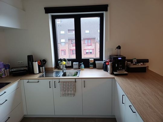 Appartement te huur - Photo 1