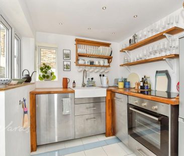 2 bedroom terraced house to rent - Photo 6