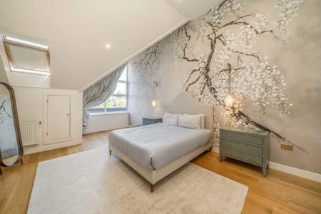 4 bedroom semi-detached house to rent - Photo 2