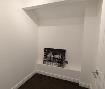 East Burrows Road, Swansea, Marina, SA1 1RE - Photo 2