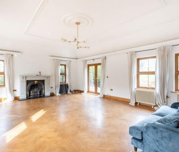 4 bedroom detached house to rent - Photo 2