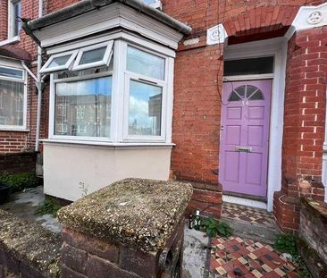 Milton Road, SO15 - Photo 3