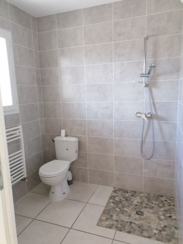 Location Maison 4 pièces 89m² CHAZAY D AZERGUES 69380 - Photo 5