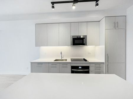 For Lease - 286 Main Street Unit# 2705, Toronto, Ontario - Photo 2