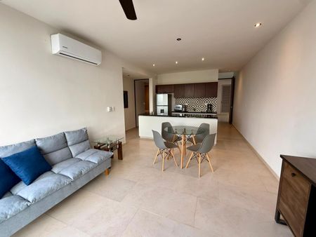 Penthouse amueblado, de 2 niveles, con rooftop y piscina privada, en Temozón. - Foto 3