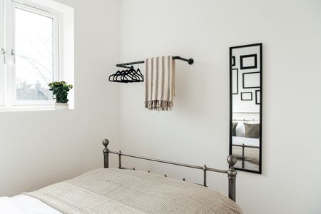 2 Bed Flat, Empress Avenue, IG1 - Photo 4