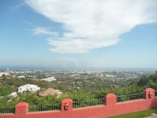 Ground Floor Apartment in Monte Halcones - Photo 1