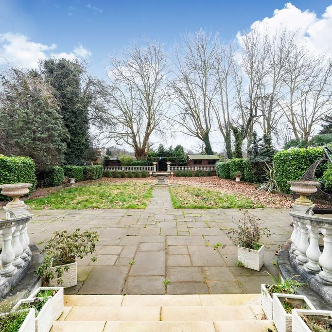 6 bedroom detached house to rent - Photo 1