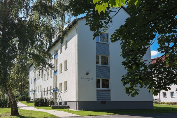 Zentral und ruhig: Gepflegte Wohnung mit Loggia und Tageslichtbad in Fallersleben - Photo 1