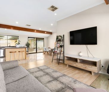 Spacious Family Home with 4-Car Garage & Powered Workshop - Photo 4