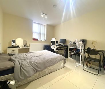 Wessex House, Leeland Road, Ealing, W13 - Photo 2