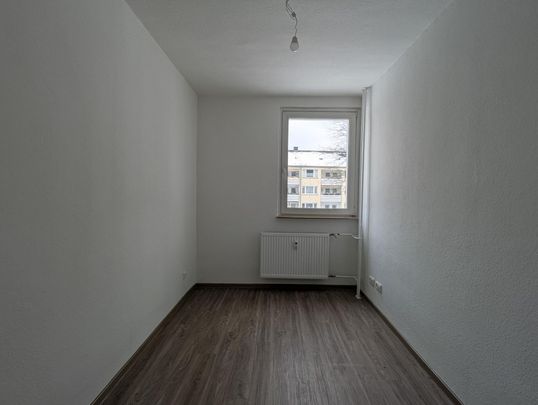 +++ Wanheim – 3-Raumwohnung mit Balkon und Duschbad +++ - Foto 1