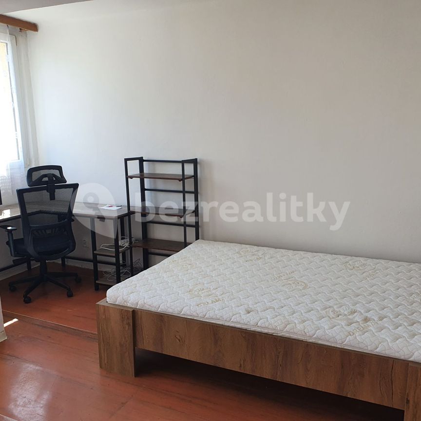 Pronájem bytu 1+1 • 34 m² bez realitkyTř. Václava Klementa, Mladá Boleslav, Středočeský kraj - Photo 1