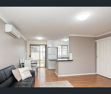 Available early March - Photo 3